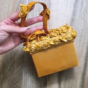 Vintage box handbag